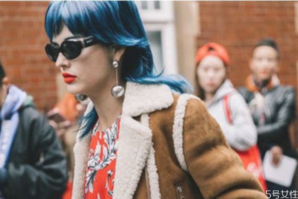 羊羔毛變黃怎么辦 羊羔毛可以漂白嗎 羊羔毛變黃怎么辦 羊羔毛可以漂白嗎