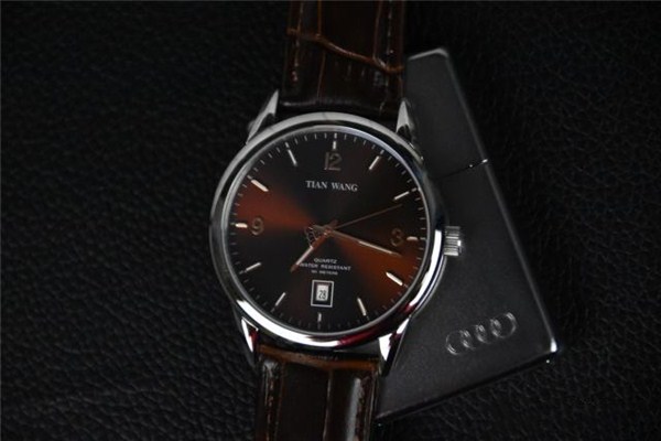 男款機(jī)械手表品牌排行 2000元左右的男款機(jī)械表排行 男款機(jī)械手表品牌排行 2000元左右的男款機(jī)械表排行