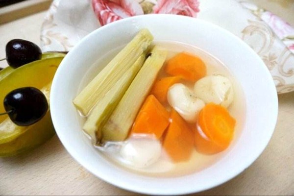 甘蔗煮水要去皮嗎 甘蔗煮水怎么做 甘蔗煮水要去皮嗎 甘蔗煮水怎么做