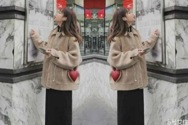 羊羔毛是真毛嗎 羊羔毛是什么面料 羊羔毛是真毛嗎 羊羔毛是什么面料