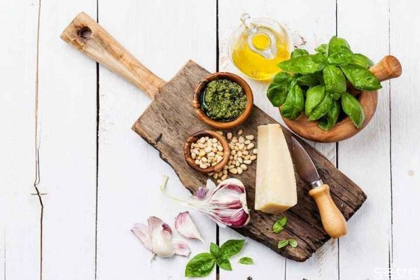 肝囊腫造成的原因有什么呢 為什么會(huì)得肝囊腫呢 肝囊腫造成的原因有什么呢 為什么會(huì)得肝囊腫呢