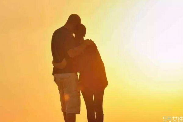 男生可以怎么挽回愛情呢 男生道歉的方法有什么呢 男生可以怎么挽回愛情呢 男生道歉的方法有什么呢