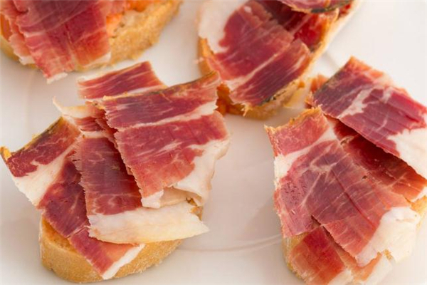 金華火腿為什么有點(diǎn)苦 金華火腿怎么去除苦味 金華火腿為什么有點(diǎn)苦 金華火腿怎么去除苦味