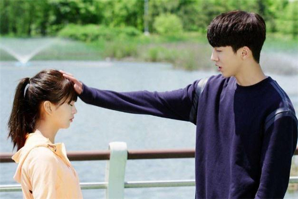 女生說emmm是什么意思 女生說emmm怎么回復(fù) 女生說emmm是什么意思 女生說emmm怎么回復(fù)