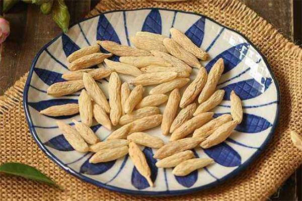 麥冬吃多了會拉肚子嗎 麥冬泡水喝拉肚子怎么辦 麥冬吃多了會拉肚子嗎 麥冬泡水喝拉肚子怎么辦