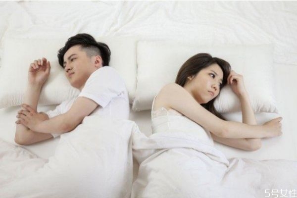 男生冷暴力會(huì)后悔嗎 如何對付男人的冷暴力