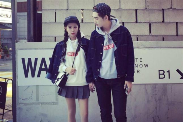 跟暗戀對(duì)象聊天最忌諱什么 跟暗戀對(duì)象聊天開場(chǎng)白 跟暗戀對(duì)象聊天最忌諱什么 跟暗戀對(duì)象聊天開場(chǎng)白