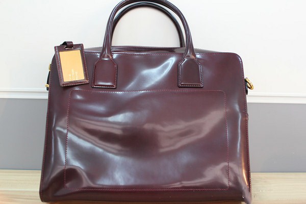 買包包要考慮哪些因素 怎么鑒別包包材質(zhì) 買包包要考慮哪些因素 怎么鑒別包包材質(zhì)