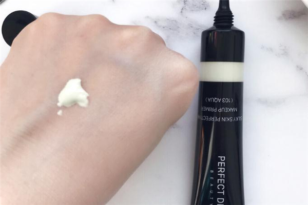 完美日記隔離霜悶痘嗎 完美日記隔離霜防曬嗎 完美日記隔離霜悶痘嗎 完美日記隔離霜防曬嗎