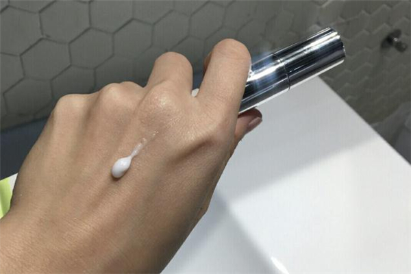 朵拉朵尚電動眼霜使用方法 朵拉朵尚電動眼霜適合年齡 朵拉朵尚電動眼霜使用方法 朵拉朵尚電動眼霜適合年齡