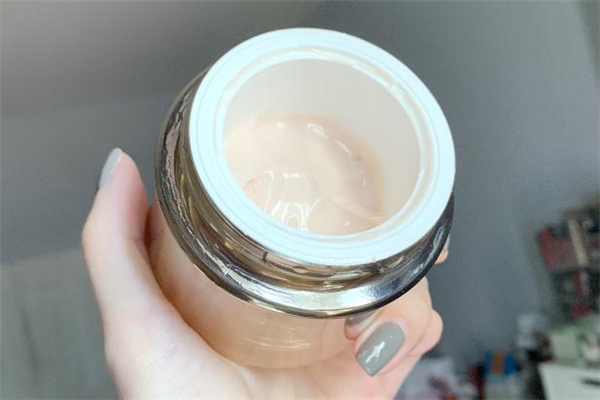 蘭蔻菁純面霜價格 蘭蔻菁純面霜怎么樣 蘭蔻菁純面霜價格 蘭蔻菁純面霜怎么樣