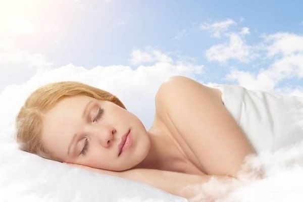 睡覺可以減肥嗎 睡覺怎么減肥呢 睡覺可以減肥嗎 睡覺怎么減肥呢