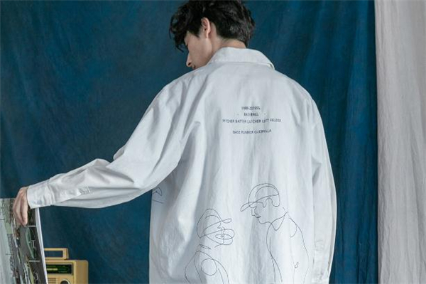 男生穿什么樣的白襯衫好看 男生白襯衫款式推薦 男生穿什么樣的白襯衫好看 男生白襯衫款式推薦