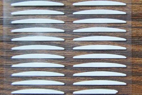 雙眼皮貼怎么貼自然 雙眼皮貼怎么撕不傷眼 雙眼皮貼怎么貼自然 雙眼皮貼怎么撕不傷眼