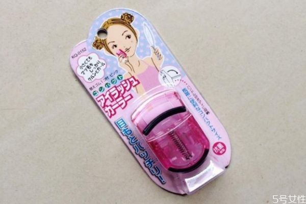 貝印和無印良品睫毛夾哪個(gè)好用 貝印睫毛夾真假對(duì)比 貝印和無印良品睫毛夾哪個(gè)好用 貝印睫毛夾真假對(duì)比