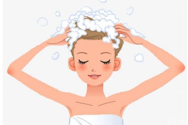 身體如何護(hù)膚呢 全身護(hù)膚要注意什么呢 身體如何護(hù)膚呢 全身護(hù)膚要注意什么呢