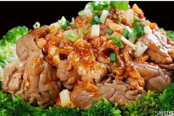 豬腦的營養(yǎng)價值有什么呢 吃豬腦有什么好處呢 豬腦的營養(yǎng)價值有什么呢 吃豬腦有什么好處呢