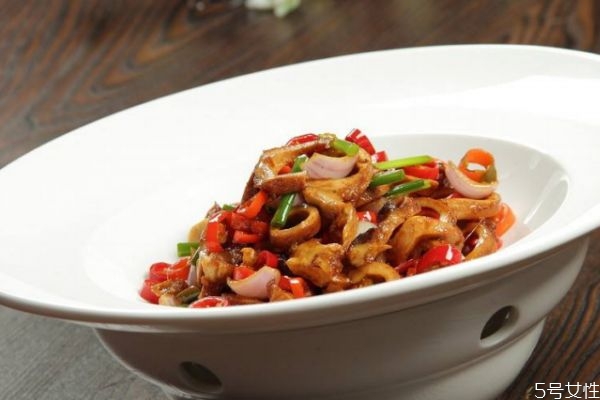 牛心和牛肉的營(yíng)養(yǎng)價(jià)值 牛心和牛肉的區(qū)別 牛心和牛肉的營(yíng)養(yǎng)價(jià)值 牛心和牛肉的區(qū)別