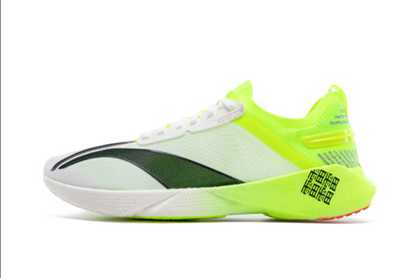 李寧?家族天馬與飛電外觀有什么區(qū)別 天馬的特點 李寧?家族天馬與飛電外觀有什么區(qū)別 天馬的特點