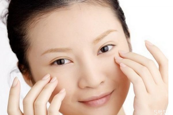 去除眼袋的方法有什么呢 如何可以快速去眼袋呢 去除眼袋的方法有什么呢 如何可以快速去眼袋呢