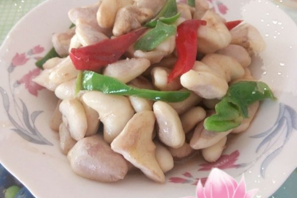 菱角煮多長時間可以熟 煮菱角放鹽的原因 菱角煮多長時間可以熟 煮菱角放鹽的原因