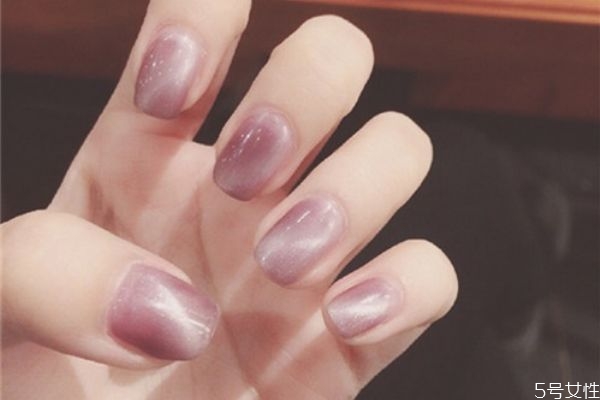 貓眼石美甲的做法是什么 貓眼石美甲多少錢(qián) 貓眼石美甲的做法是什么 貓眼石美甲多少錢(qián)