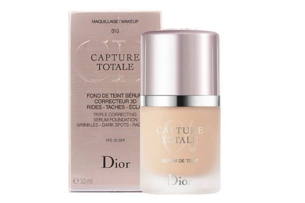 臉上有浮粉怎么辦 化妝臉上脫皮浮粉怎么辦 臉上有浮粉怎么辦 化妝臉上脫皮浮粉怎么辦