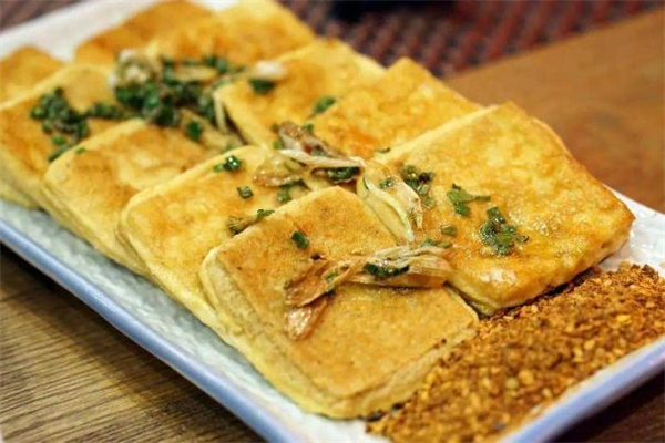 包漿豆腐怎么炸不會爛 包漿豆腐好吃嗎 包漿豆腐怎么炸不會爛 包漿豆腐好吃嗎