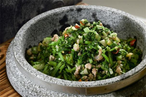 雪里紅有點(diǎn)苦可以吃嗎 雪里紅怎么炒才不苦 雪里紅有點(diǎn)苦可以吃嗎 雪里紅怎么炒才不苦