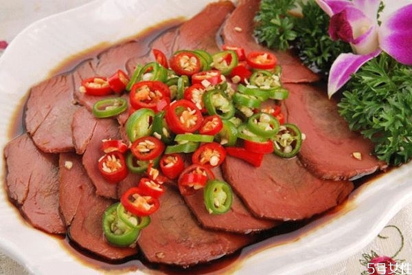 鹿肉的做法 三參燉鹿肉的做法 鹿肉的做法 三參燉鹿肉的做法