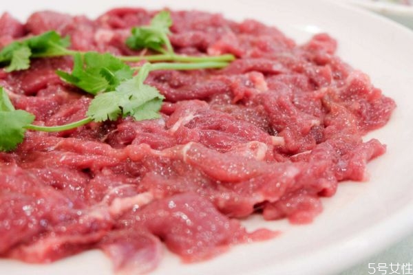 鹿肉的熱量 鹿肉會(huì)讓人長(zhǎng)胖嗎 鹿肉的熱量 鹿肉會(huì)讓人長(zhǎng)胖嗎