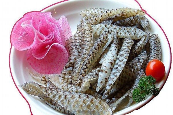 魚皮可以吃嗎 魚皮有什么營養(yǎng)價(jià)值呢 魚皮可以吃嗎 魚皮有什么營養(yǎng)價(jià)值呢