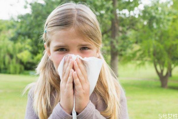 為什么會鼻子堵塞呢 造成鼻子堵塞的原因有什么呢 為什么會鼻子堵塞呢 造成鼻子堵塞的原因有什么呢