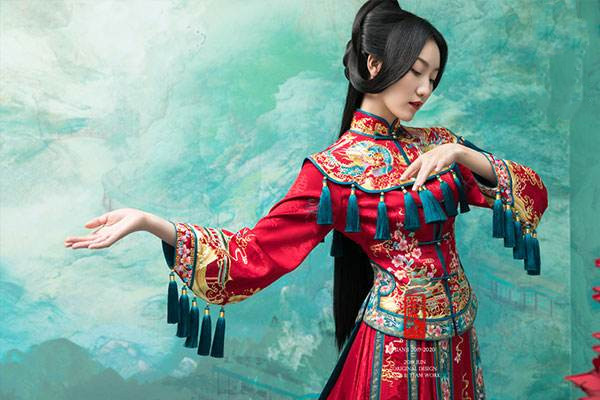 新娘旗袍禮服怎么搭配好 旗袍搭配指南 新娘旗袍禮服怎么搭配好 旗袍搭配指南