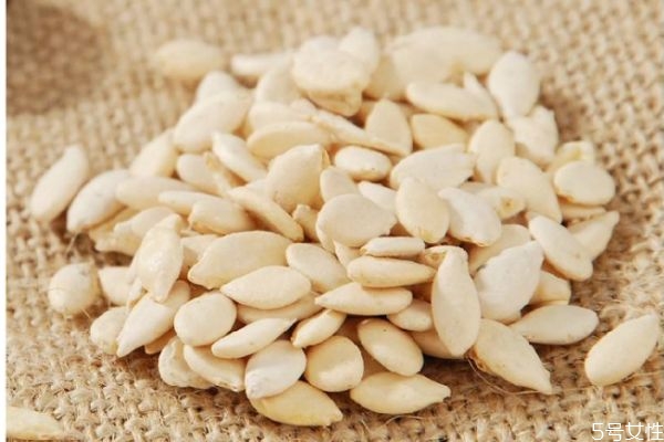 冬瓜子有什么營養(yǎng)價值呢 吃冬瓜子有什么好處呢