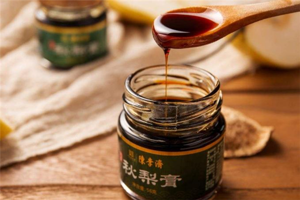 秋梨膏什么時(shí)候吃最好 秋梨膏飯前還是飯后喝