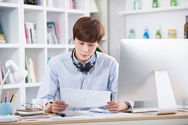 加絨襯衫怎么選購 加絨襯衫搭配要注意什么 加絨襯衫怎么選購 加絨襯衫搭配要注意什么