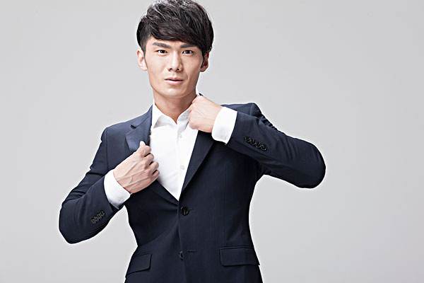 加絨襯衫怎么選購 加絨襯衫搭配要注意什么 加絨襯衫怎么選購 加絨襯衫搭配要注意什么