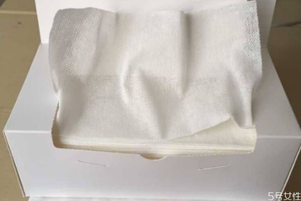 洗臉巾可以當(dāng)廚房用紙么 廚房紙和洗臉巾一樣嗎 洗臉巾可以當(dāng)廚房用紙么 廚房紙和洗臉巾一樣嗎