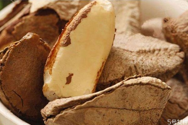 什么是鮑魚果呢 鮑魚果有什么營(yíng)養(yǎng)價(jià)值呢 什么是鮑魚果呢 鮑魚果有什么營(yíng)養(yǎng)價(jià)值呢