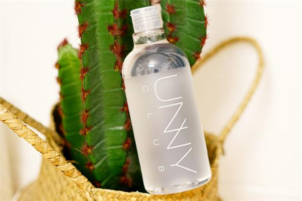 unny卸妝水怎么打開(kāi) unny卸妝水打開(kāi)后可以放多久