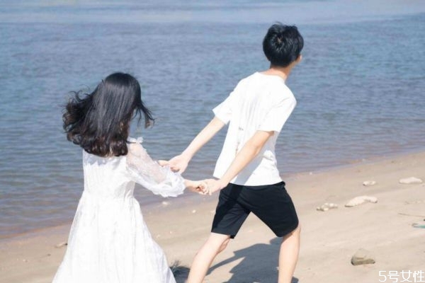 沒談過戀愛的男生怎么追女生 追女孩子的技巧和方法 沒談過戀愛的男生怎么追女生 追女孩子的技巧和方法