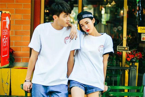 怎么判斷女生是否單身 怎么判斷喜歡的人是否單身 怎么判斷女生是否單身 怎么判斷喜歡的人是否單身