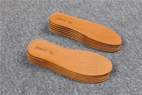 鞋墊按作用分類(lèi)有哪些 選購(gòu)鞋墊時(shí)要注意什么 鞋墊按作用分類(lèi)有哪些 選購(gòu)鞋墊時(shí)要注意什么