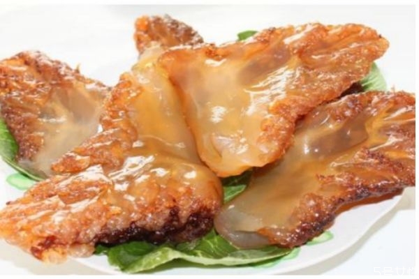 什么是海蜇頭呢 海蜇頭有什么營養(yǎng)價值呢 什么是海蜇頭呢 海蜇頭有什么營養(yǎng)價值呢