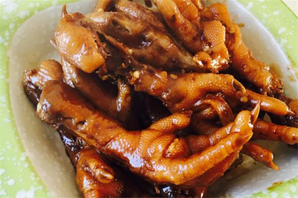 鹵雞爪放什么香料好吃 鹵雞爪什么時(shí)候放鹽 鹵雞爪放什么香料好吃 鹵雞爪什么時(shí)候放鹽