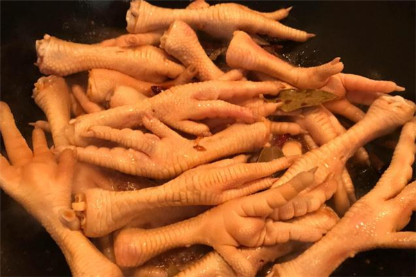 鹵雞爪放什么香料好吃 鹵雞爪什么時(shí)候放鹽 鹵雞爪放什么香料好吃 鹵雞爪什么時(shí)候放鹽