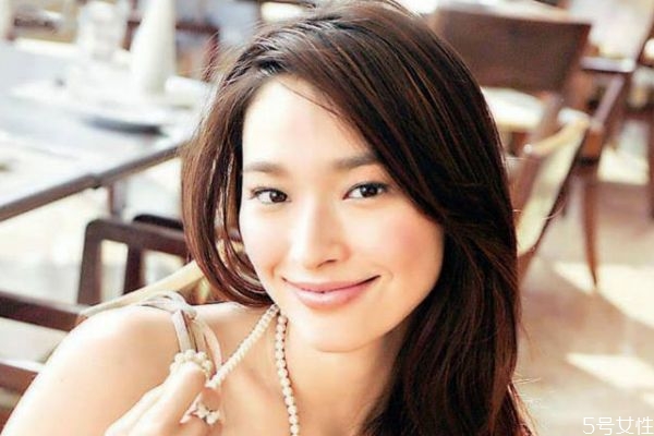 額頭太大怎么辦呢 為什么有的人額頭比較大呢 額頭太大怎么辦呢 為什么有的人額頭比較大呢