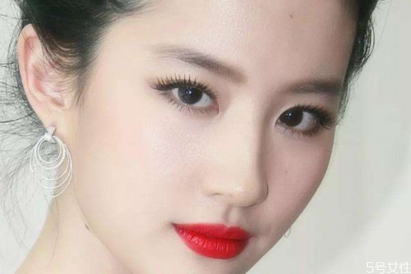 什么是丹鳳眼呢 丹鳳眼好看嗎 什么是丹鳳眼呢 丹鳳眼好看嗎