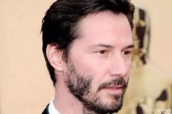 什么是鬢角呢 鬢角有什么作用呢 什么是鬢角呢 鬢角有什么作用呢